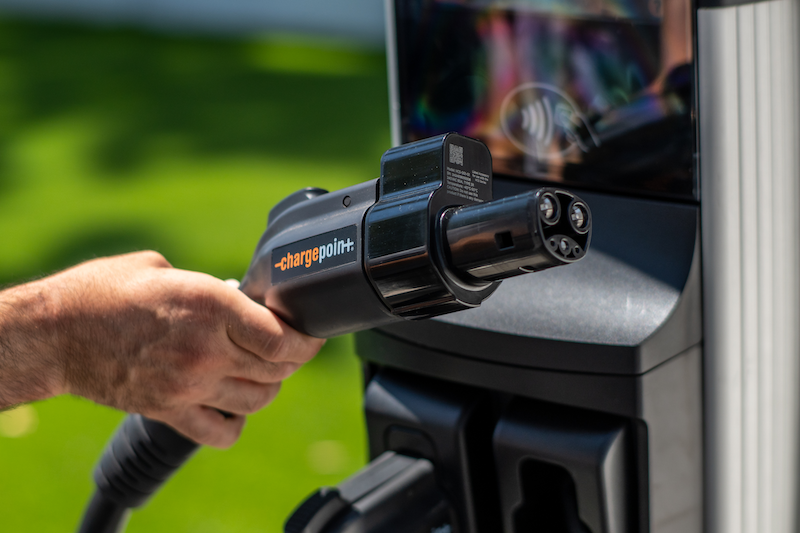 Can you charge a tesla at chargepoint online